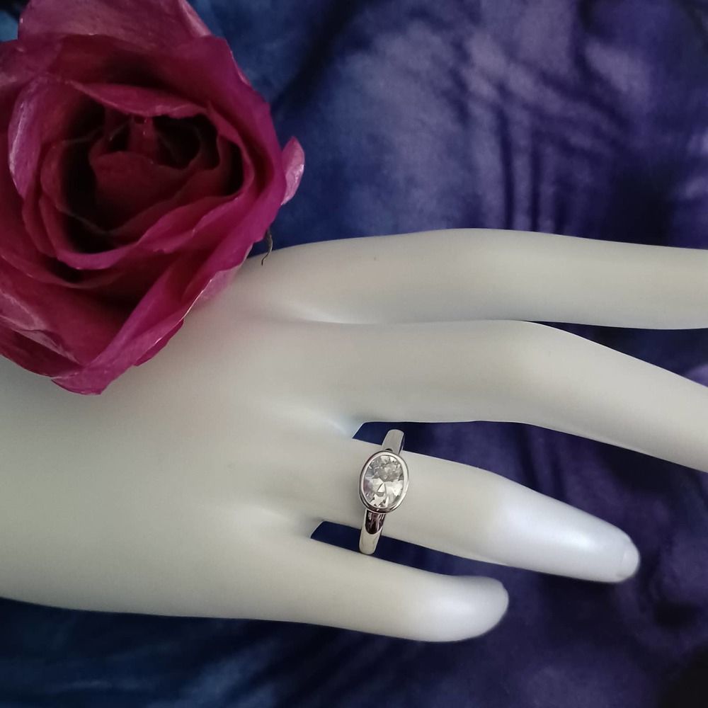 Swarovski Elements - Size 7.75 - Silver tone ring as pictured